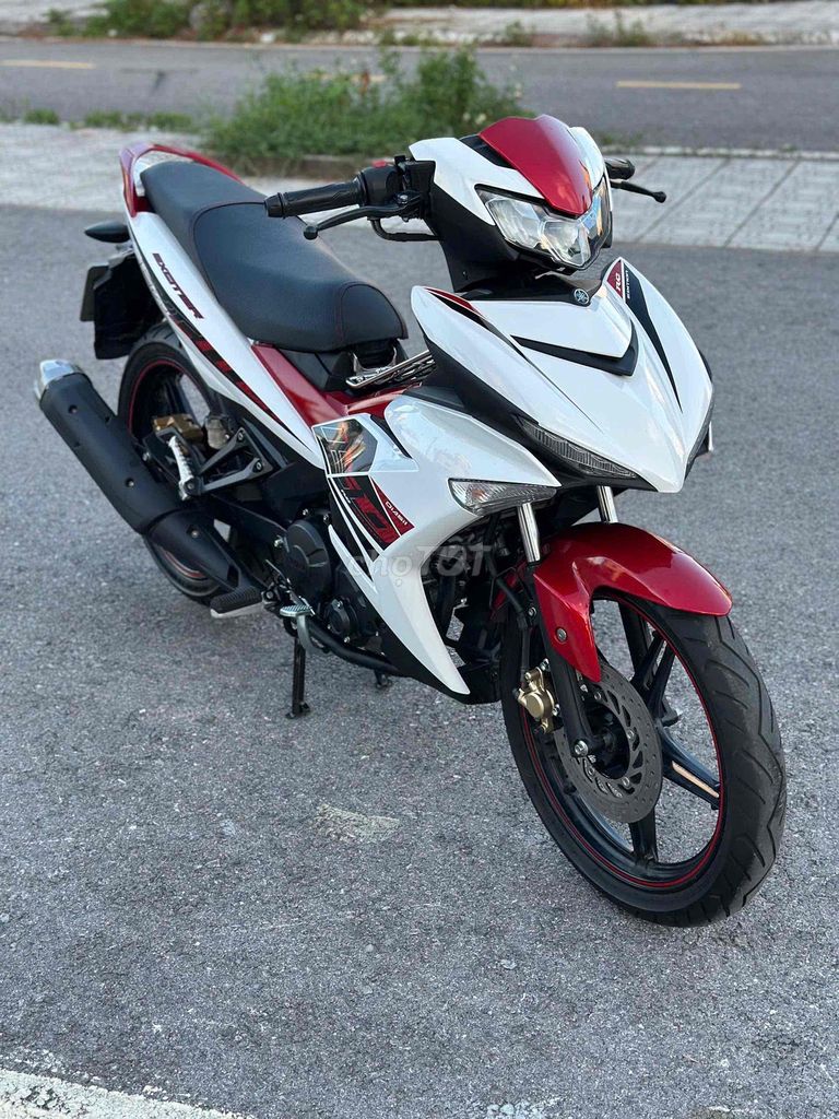 Возбудитель Yamaha красно-белый