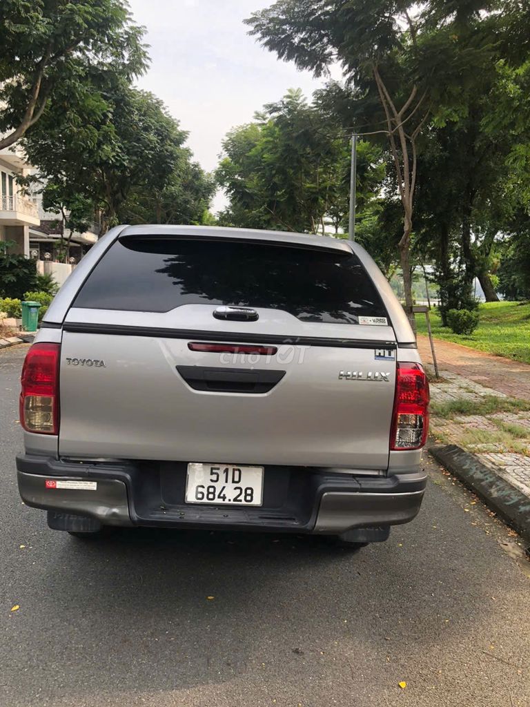TOYOTA HILUX 4x2 MT – SẢN XUẤT 2021. Mua bán Ô tô tại Quận 7 Tp Hồ Chí Minh được đăng bởi Tuấn  hình 6