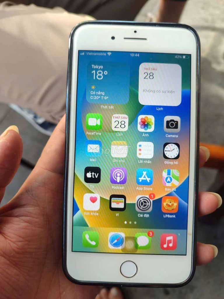 Apple iPhone 8 Plus 64GB Đỏ. Mua bán Điện thoại tại Thành phố Vĩnh Yên Vĩnh Phúc được đăng bởi Huy Nguyen hình 1