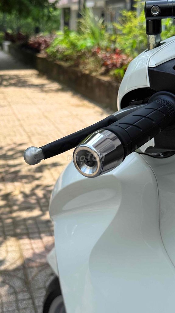 SH350i DATE 2023 - MÁY VIỆT NAM -  9 chủ. Mua bán Xe máy tại Quận Gò Vấp Tp Hồ Chí Minh được đăng bởi Nguyễn thắng thống hình 4