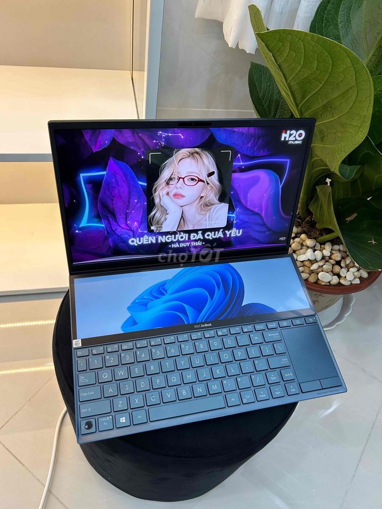 ASUS ZenBook UX481F i7 SX 2020 2 màn hình độc đáo. Mua bán Laptop tại Quận Tân Bình Tp Hồ Chí Minh được đăng bởi Laptop YG hình 1