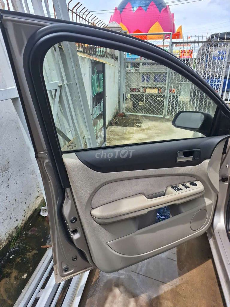 Fordcus 2006 MT. Mua bán Ô tô tại Huyện Châu Thành Sóc Trăng được đăng bởi MUA BÁN VÀ CẦM CỐ ÔTÔ hình 6