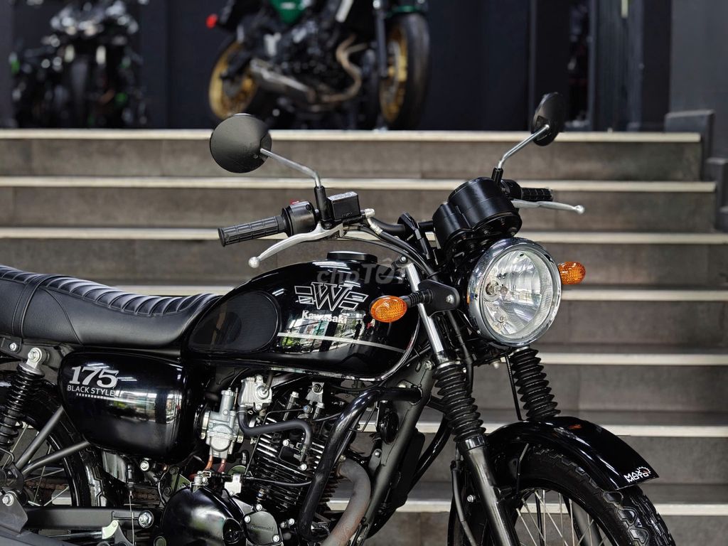 W175 BLACK STYLE 2023 CHẠY LƯỚT 3000KM BIỂN HN. Mua bán Xe máy tại Quận Tây Hồ Hà Nội được đăng bởi Tu Phamanh hình 4