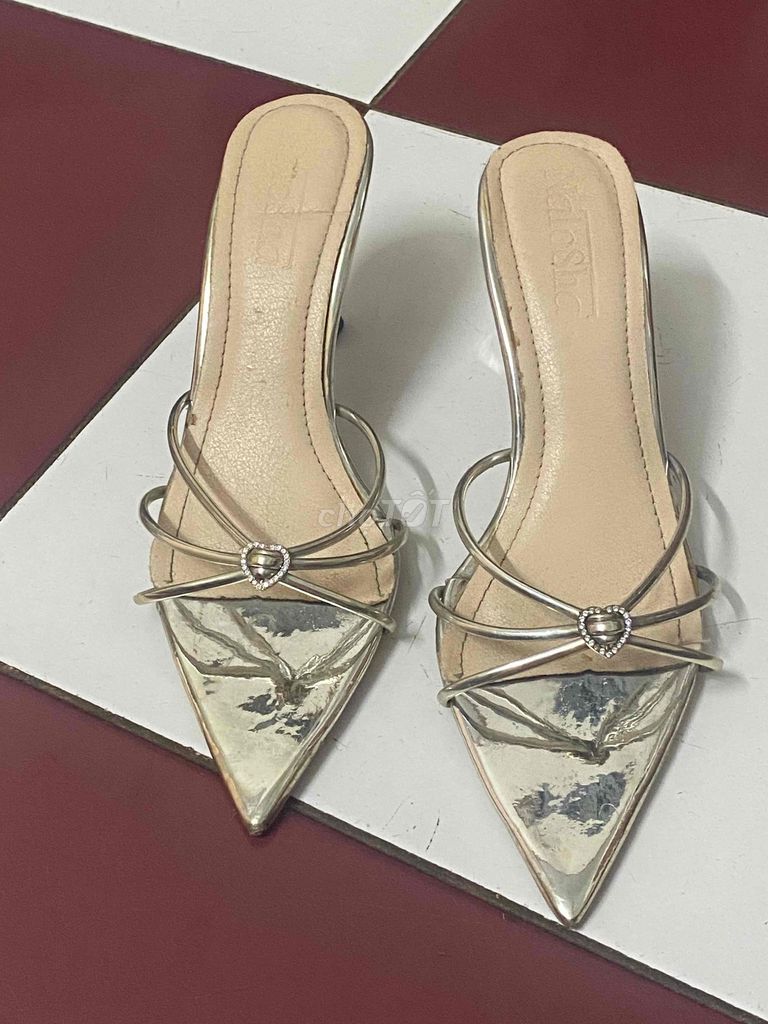 Dép cao gót Nữ NATOSHA Bạc hở mũi 7cm sz 36. Mua bán Giày dép tại Huyện Di Linh Lâm Đồng được đăng bởi Trang Thuy hình 1