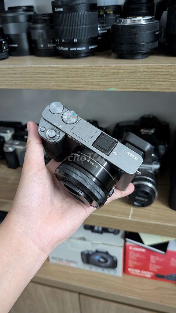 Máy ảnh Sony A6000 Xám bạc 16-50mm. Mua bán Máy ảnh, Máy quay tại Quận Hải Châu Đà Nẵng được đăng bởi Vinh Máy Ảnh hình 1