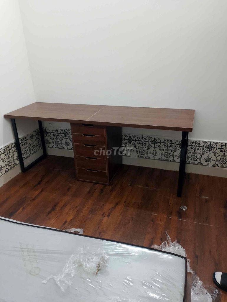 BÀN LÀM VIỆC 2M4 ( 2 CHỖ NGỒI ) FREESHIP. Mua bán Bàn ghế tại Thành phố Thủ Đức Tp Hồ Chí Minh được đăng bởi Nội Thất SouThen hình 4