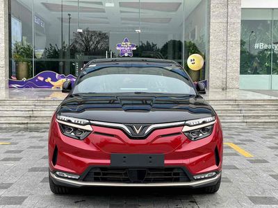 VinFast VF8 Đỏ Đen Săn Xe Giao Ngay Giá Tốt. Mua bán Ô tô tại Quận Hai Bà Trưng Hà Nội được đăng bởi Hoàng Anh Vinfast hình 1