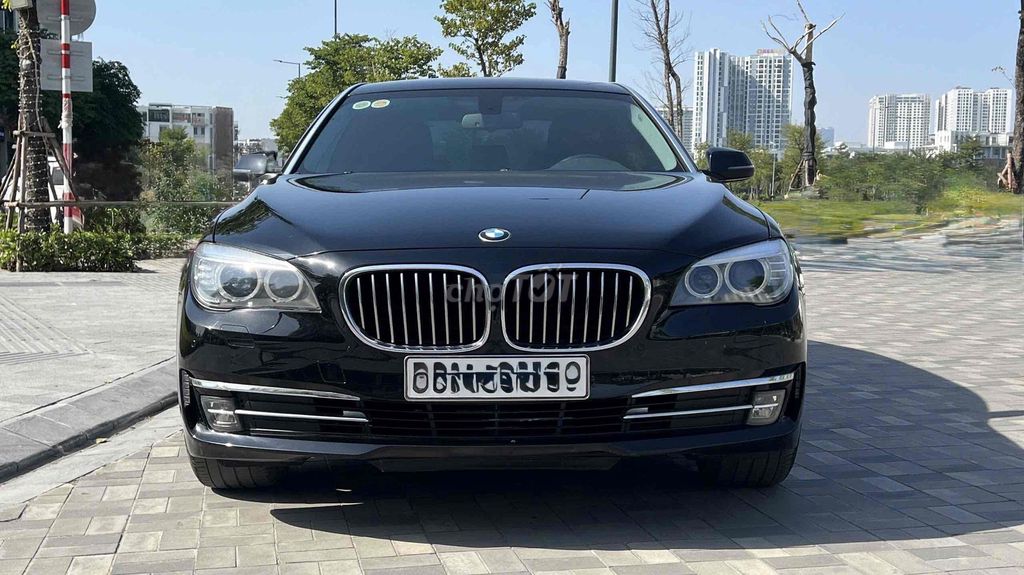 BMW 730i 2014 Đen. Mua bán Ô tô tại Quận Hai Bà Trưng Hà Nội được đăng bởi Tuan Trinh  hình 1