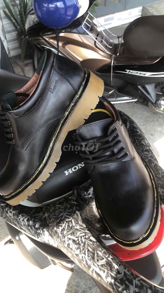 Giày Dr Martens Da Nam Đen. Mua bán Giày dép tại Quận Gò Vấp Tp Hồ Chí Minh được đăng bởi Vodinhcuong hình 1