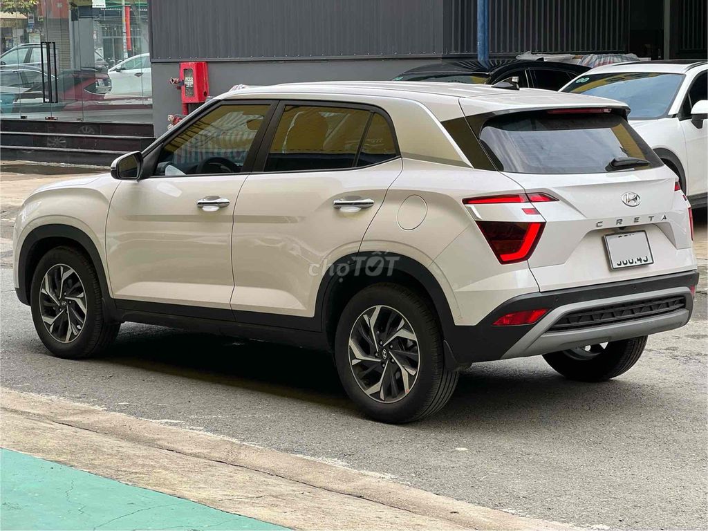 Hyundai Creta 2024 Đặc biệt 1.5 AT - 2.800km. Mua bán Ô tô tại Quận Tân Phú Tp Hồ Chí Minh được đăng bởi Nguyễn Tân Xe Lướt  hình 3