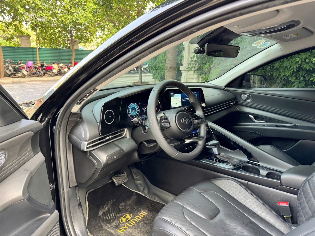 Hyundai Elantra 1.6 đặc biệt 2024. Mua bán Ô tô tại Quận Long Biên Hà Nội được đăng bởi PHÚC LÂM  AUTO hình 13