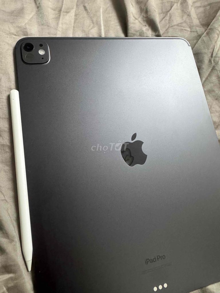 Apple iPad Pro M4 13 inch 256GB Xám. Mua bán Máy tính bảng tại Quận Cầu Giấy Hà Nội được đăng bởi Lê Nguyễn Thảo Uyên hình 1