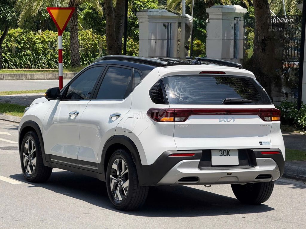 Kia Sonet 2024 1.5 Premium	 - 20000 km. Mua bán Ô tô tại Quận Long Biên Hà Nội được đăng bởi Phạm Thị Hương hình 6