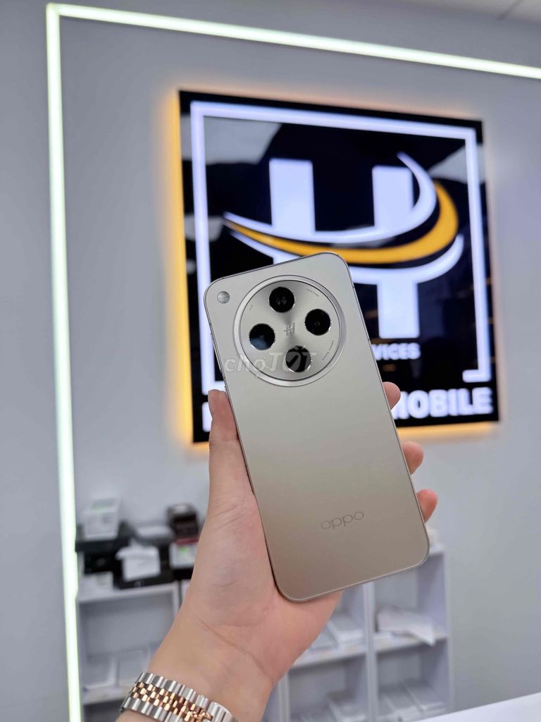 OPPO FIND X8 VN-BẢN 12/256G-MÀU GOLD CỰC ĐẸP. Mua bán Điện thoại tại Thành phố Biên Hòa Đồng Nai được đăng bởi Mobile Di Động Biên Hoà hình 1