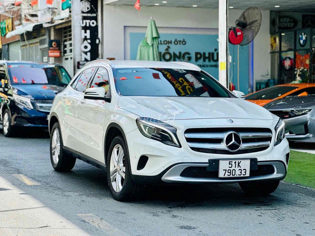 Mercedes Benz GLA 200 Model 2017. Mua bán Ô tô tại Quận 8 Tp Hồ Chí Minh được đăng bởi Hồng Phúc hình 1