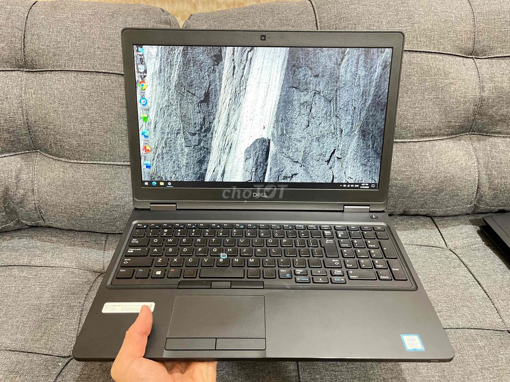 Dell Precision 3530 i7-8750H/QuadroP600/16GB/256GB. Mua bán Laptop tại Thành phố Biên Hòa Đồng Nai được đăng bởi Laptop Nhật hình 1