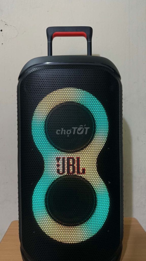 Loa JBL Partybox Stage 320 Đen Mới 99%, tặng 2 MIC. Mua bán Tivi, Âm thanh tại Quận Long Biên Hà Nội được đăng bởi HVV hình 1