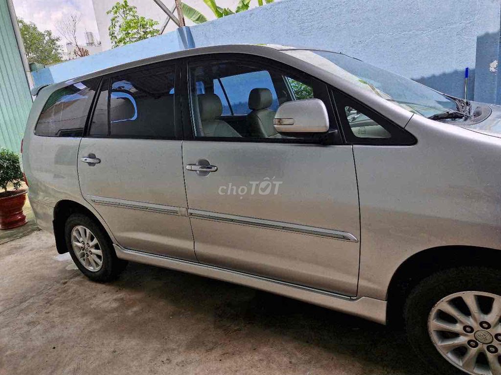 Toyota Innova 2012 2.0V - 280000 km. Mua bán Ô tô tại Quận 12 Tp Hồ Chí Minh được đăng bởi Nguyễn Phúc hình 3
