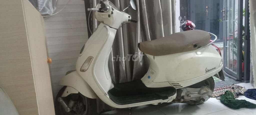 Xe vespa LX 125 đời 2010, giấy tờ đầy đủ.. Mua bán Xe máy tại Huyện Cần Đước Long An được đăng bởi Tai hình 4