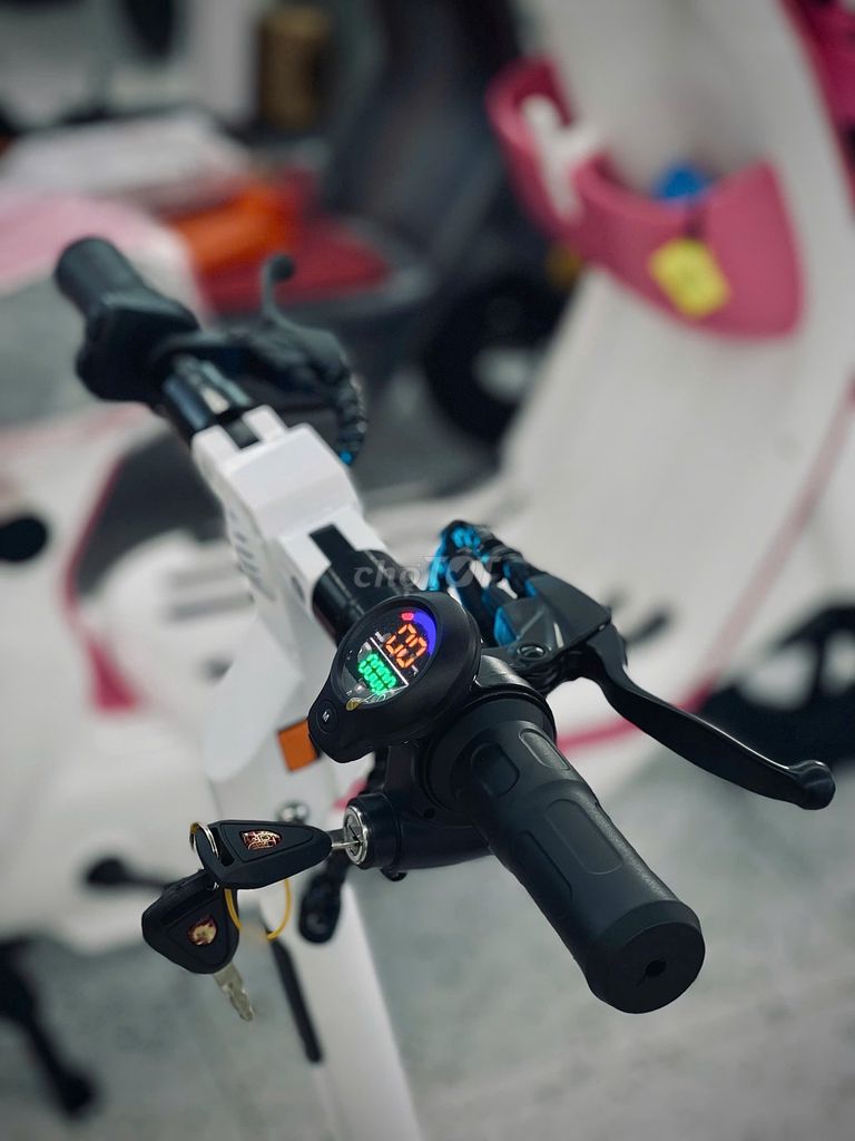 scooter gấp gọn siêu tiện lợi độ bền cao. Mua bán Xe điện tại Thành phố Biên Hòa Đồng Nai được đăng bởi XE ĐIỆN XSBOT hình 2