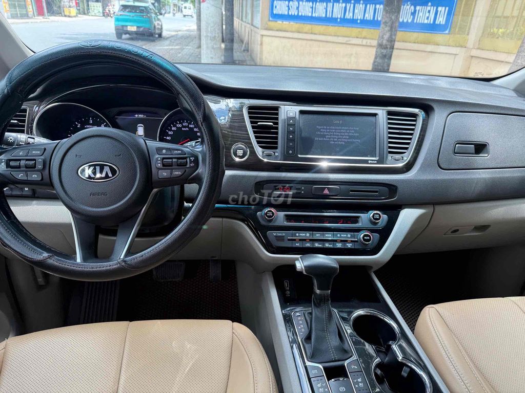 Kia Sedona 2021 2.2 DAT LUXURY - 73000 km. Mua bán Ô tô tại Quận Gò Vấp Tp Hồ Chí Minh được đăng bởi Y Ngọc Trầnp hình 6