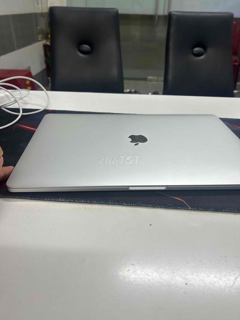 Apple MacBook Pro 16 inch i9 32GB/512GB. Mua bán Laptop tại Quận Gò Vấp Tp Hồ Chí Minh được đăng bởi Chí Hướng Smartphone Cs HN hình 1