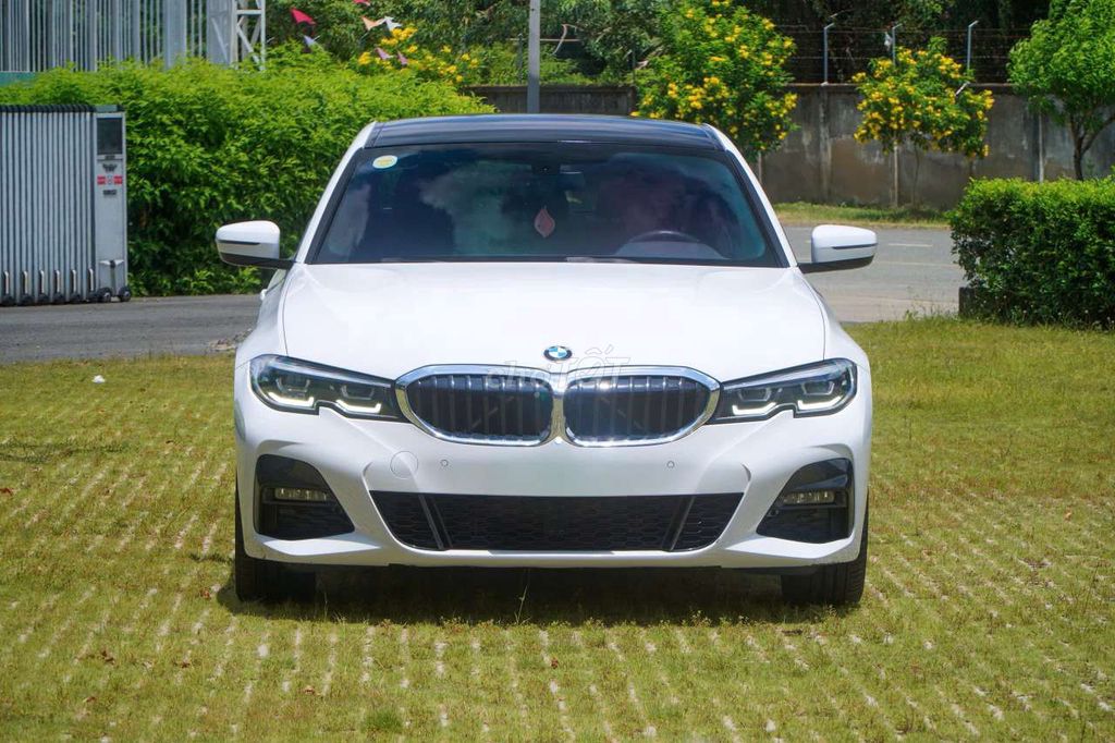 BMW 320i M SPORT 2022, 1 владелец, ухоженная, отличное состояние