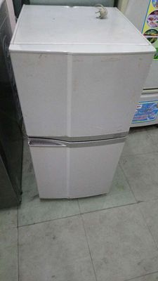 0785426641 - Tủ lạnh Toshiba 100l dễ sử dụng