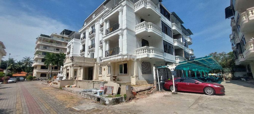 Cho thuê căn hộ rộng 2pn trong khu Villa ven sông An phú đông chỉ 6,5t