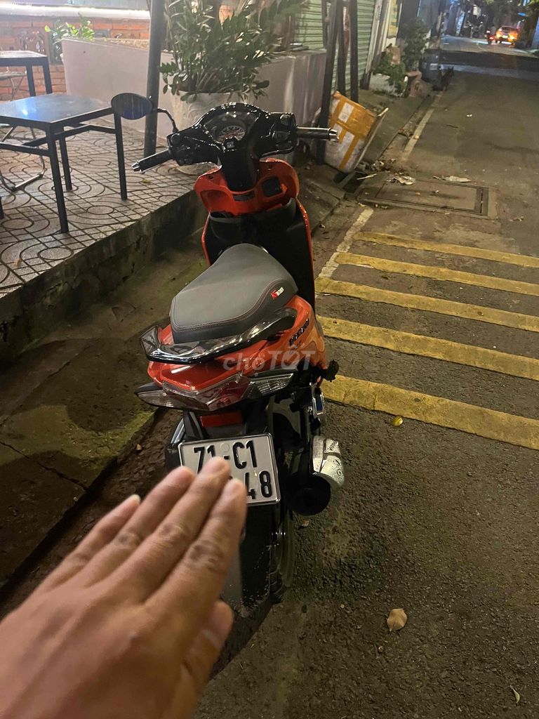 vision 2016. Mua bán Xe máy tại Huyện Đức Hòa Long An được đăng bởi le dinh hoai trung hình 2