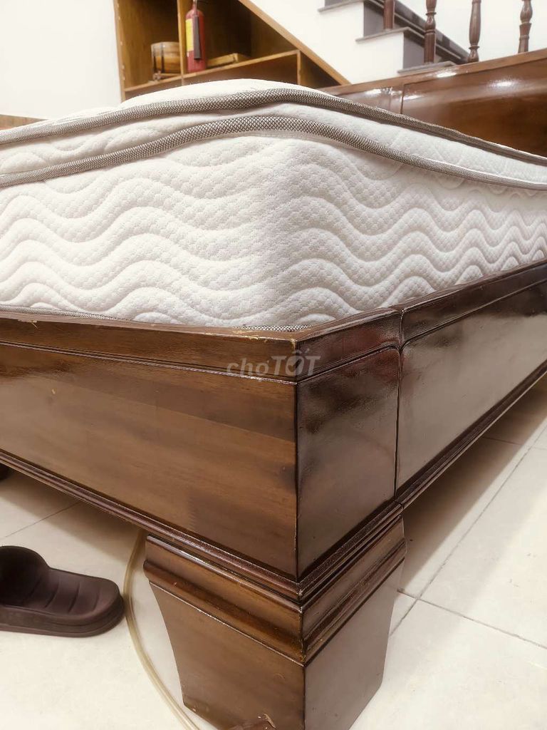 Giường ngủ 1m8 x 2m. Mua bán Giường, chăn ga gối nệm tại Thành phố Thủ Đức Tp Hồ Chí Minh được đăng bởi Giêrado hình 1