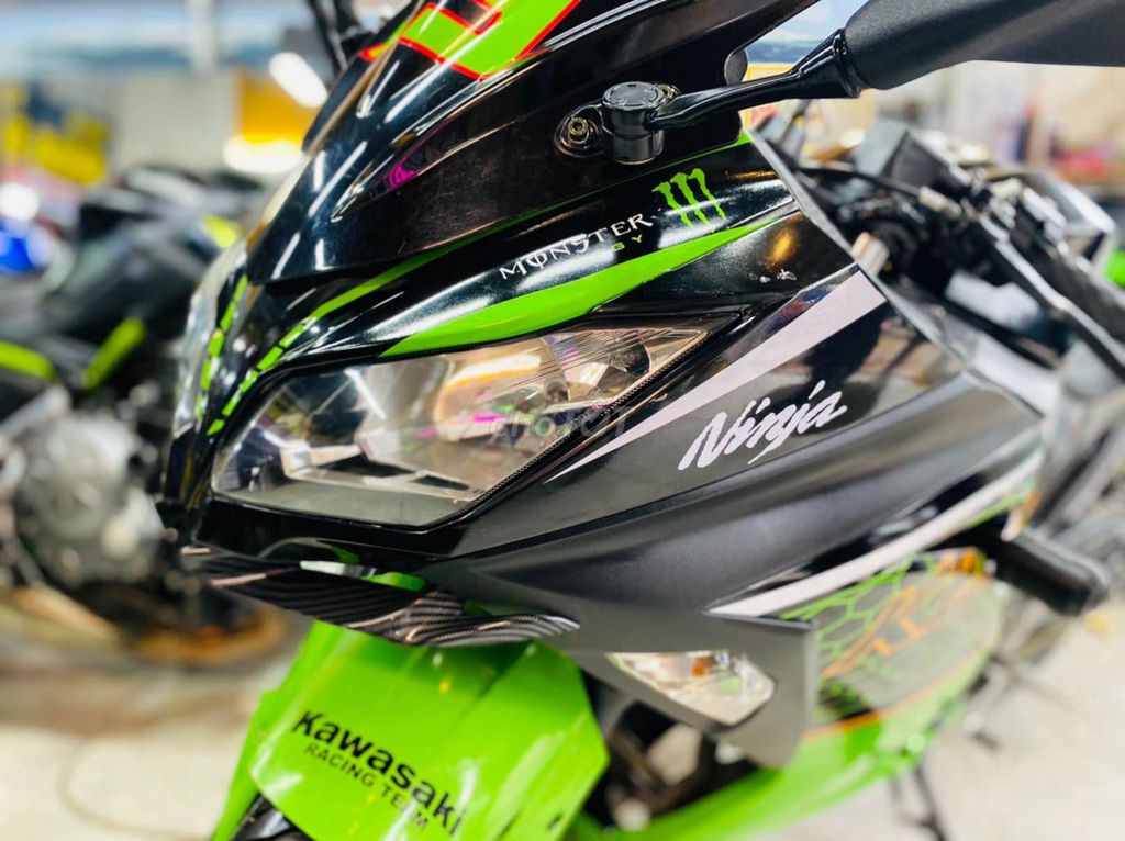 Kawasaki NINJA. Mua bán Xe máy tại Quận Cầu Giấy Hà Nội được đăng bởi Tong motor xe may hình 2