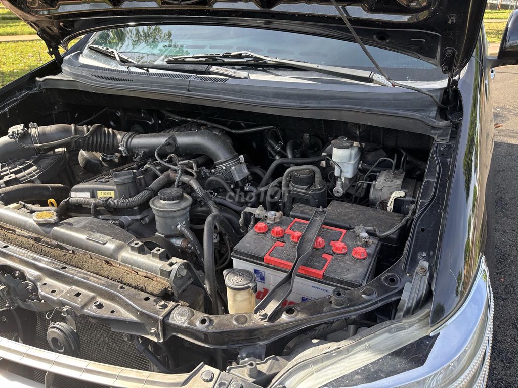 Toyota Innova 2.0E 2015 màu đen 8 chỗ. Mua bán Ô tô tại Thành phố Buôn Ma Thuột Đắk Lắk được đăng bởi Tuấn hình 4