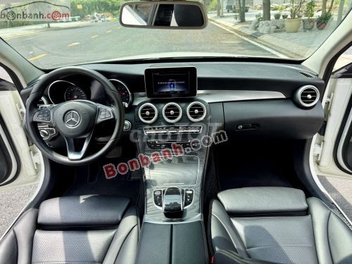 Mercedes Benz C class C200 2018. Mua bán Ô tô tại Quận Ba Đình Hà Nội được đăng bởi Hưng hình 4