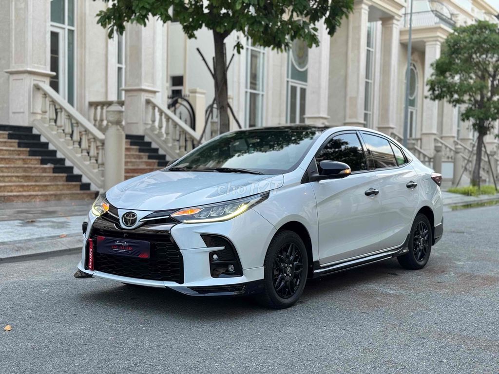 Toyota Vios GR-S 2022 thể thao hàng hiếm. Mua bán Ô tô tại Thành phố Thủ Đức Tp Hồ Chí Minh được đăng bởi Hoà Xe Cũ hình 3