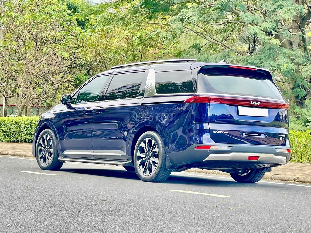 Kia Carnival 2.2D Signature 2022 - 1 chủ từ đầu. Mua bán Ô tô tại Quận 8 Tp Hồ Chí Minh được đăng bởi Trường Nguyễn Xe Sang hình 4