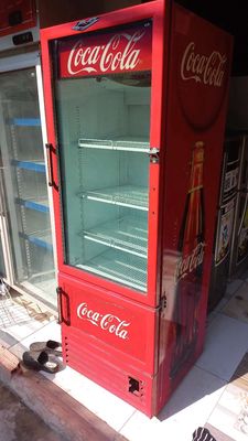 Cần bán chiếc tủ mát coca-cola 400 lít