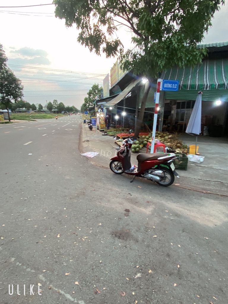 Bán đất mặt tiền chợ Mỹ Phước 3. Mua bán đất tại Thị xã Bến Cát Bình Dương được đăng bởi nguyễn ngọc thái hình 2