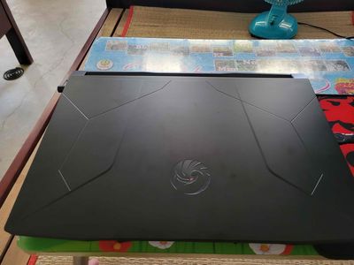 Bán Laptop Gaming Msi Bravo15