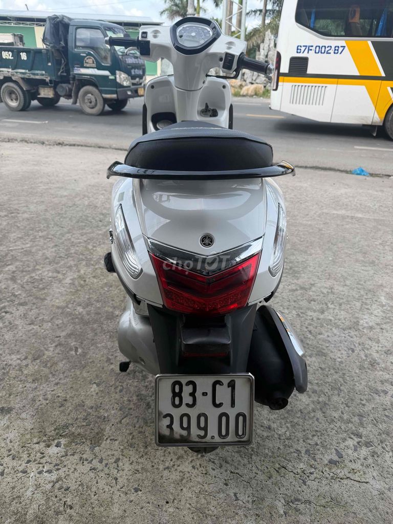 Yamaha Grande màu Trắng. Mua bán Xe máy tại Quận Bình Thuỷ Cần Thơ được đăng bởi thiên phúc hình 3