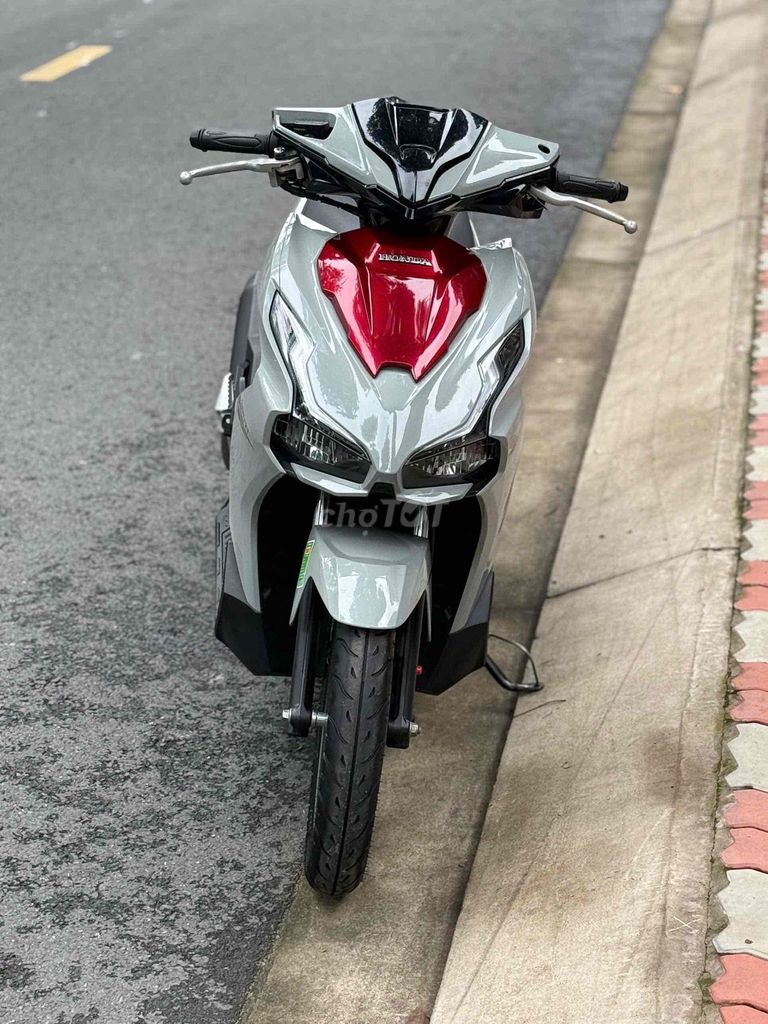 Honda Air Blade 125 2025 пробег 8 тыс. км Хошимин