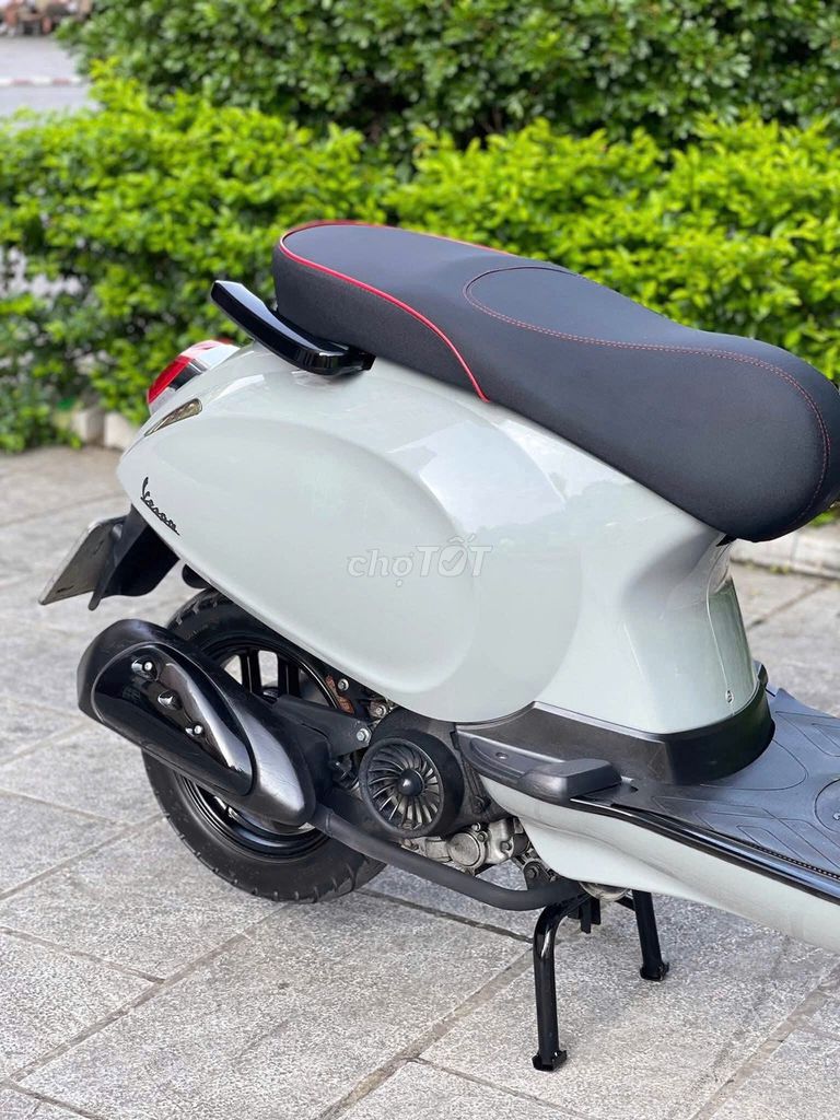 Piaggio Vespa 50cc 2024. Mua bán Xe máy tại Quận Ba Đình Hà Nội được đăng bởi Minh hình 1