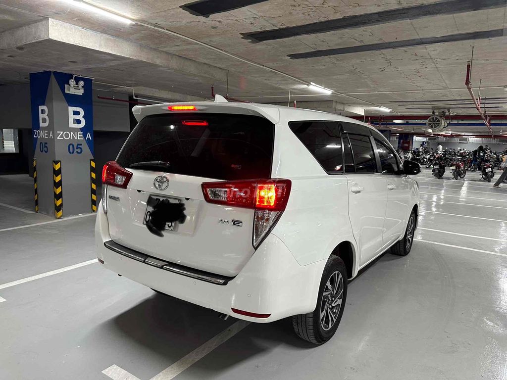 Toyota Innova 2020 MT mẫu 2021