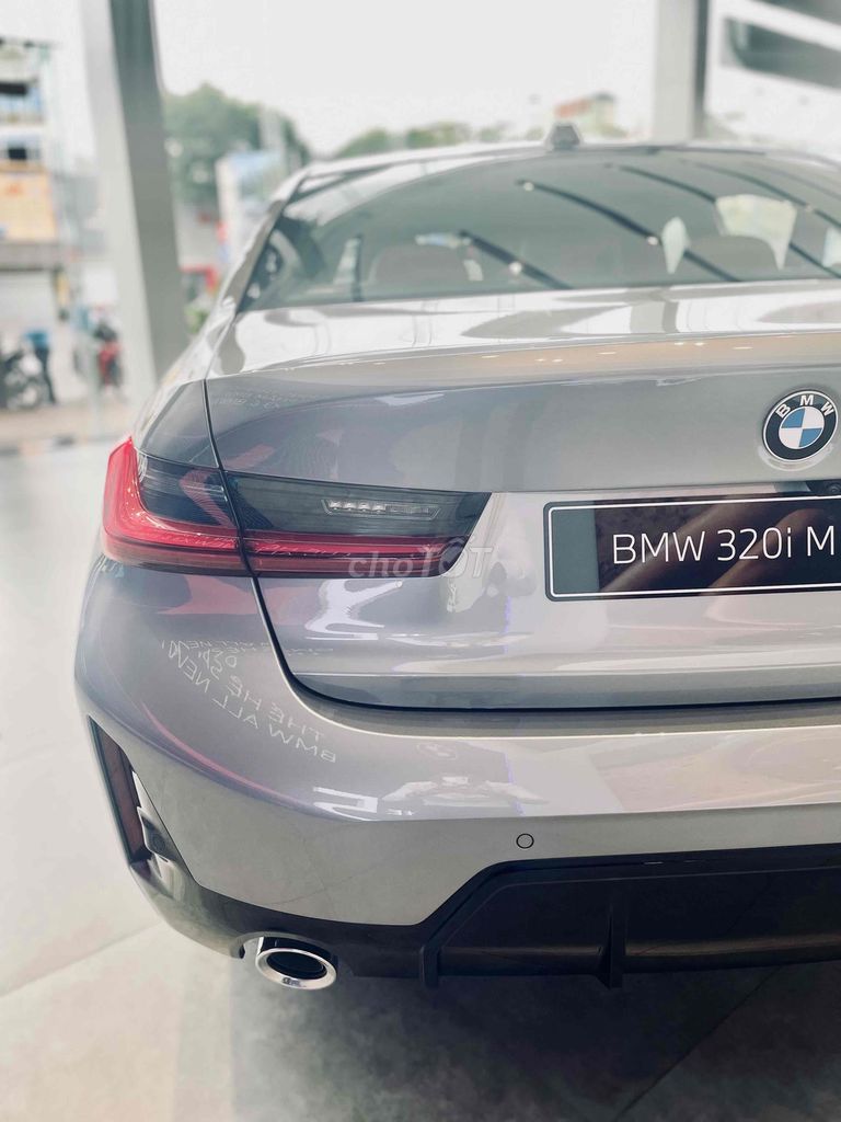 BMW 3 Series 2025 320i M Sport. Mua bán Ô tô tại Quận Bình Tân Tp Hồ Chí Minh được đăng bởi Hồ Nhật Anh hình 15