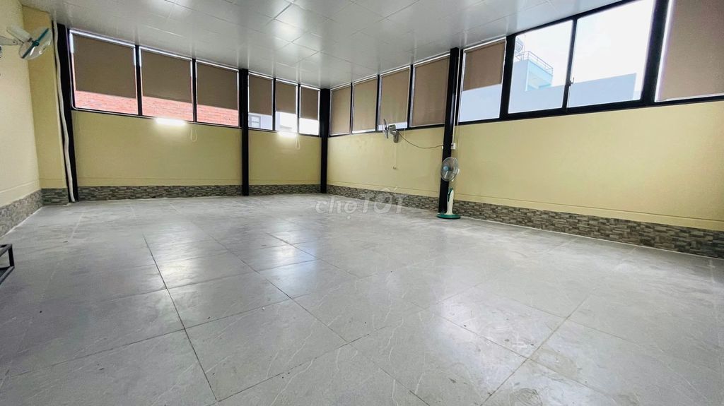 CHO THUÊ VĂN PHÒNG, 71A HỒ BÁ PHẤN, THANG MÁY, MÁY LẠNH, 50M2