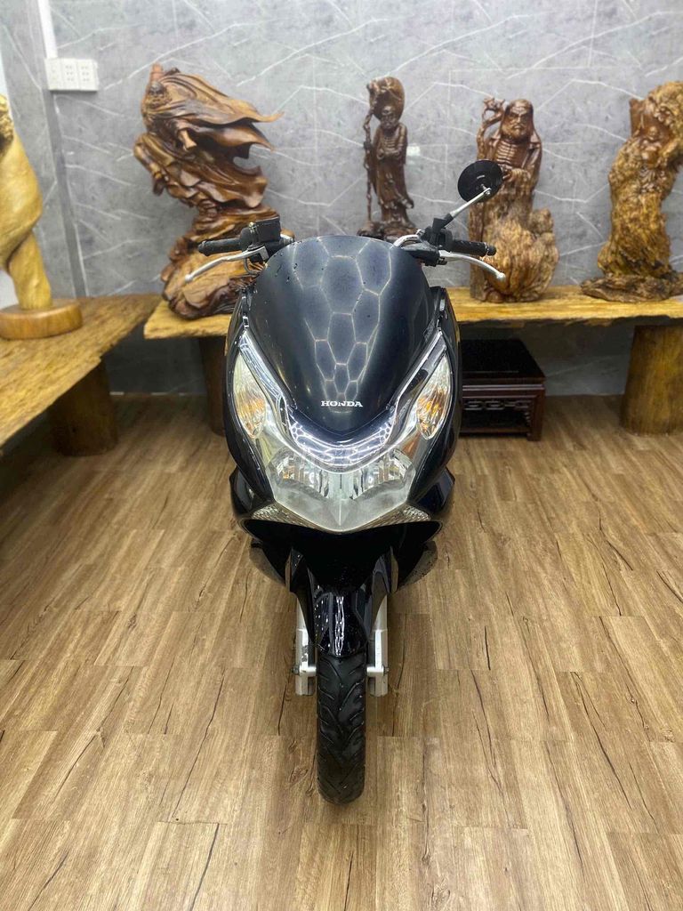 👉Pcx chính chủ bstp dàn áo liền lạc, máy bao êm. Mua bán Xe máy tại Quận 7 Tp Hồ Chí Minh được đăng bởi Xe Cũ Hiếu CT hình 3