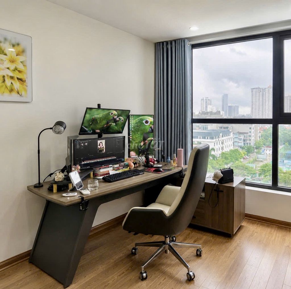 Bộ bàn ghế làm việc Gỗ, Da. Mua bán Bàn ghế tại Quận Cầu Giấy Hà Nội được đăng bởi Trần Thảo Thảo hình 1