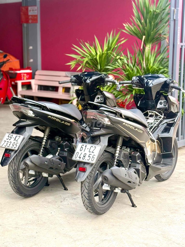 Honda Air Blade 125 Special Black 2022 1 хозяин
