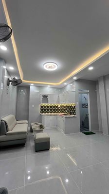Nhà phố 27 m² · 1 PN · 3/2