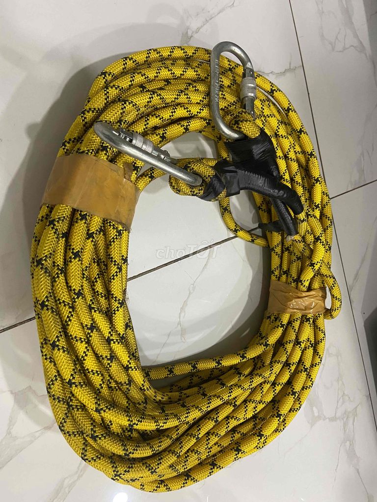 Dây cứu hộ 30m 10mm Vàng có móc. Mua bán Đồ chuyên dụng, Giống nuôi trồng tại Thành phố Thuận An Bình Dương được đăng bởi CÔNG TRỊNH hình 1